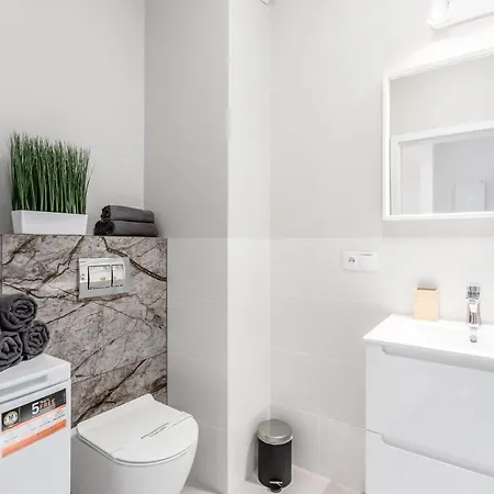 Praga Premium Warszawa