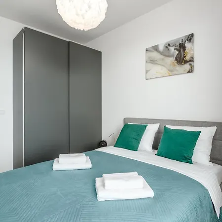 Praga Premium * Varsovie